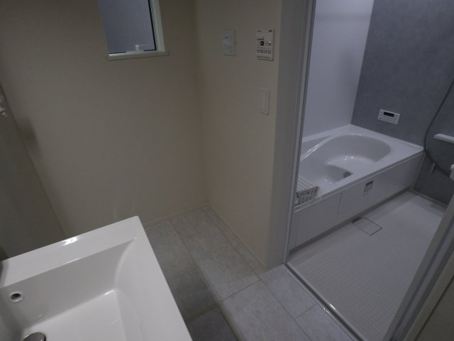 《仲介手数料無料》大宮区堀の内町２丁目154-1新築一戸建てリナージュのランドリースペース|撮影日 2025年7月17日 15:10 晴れ