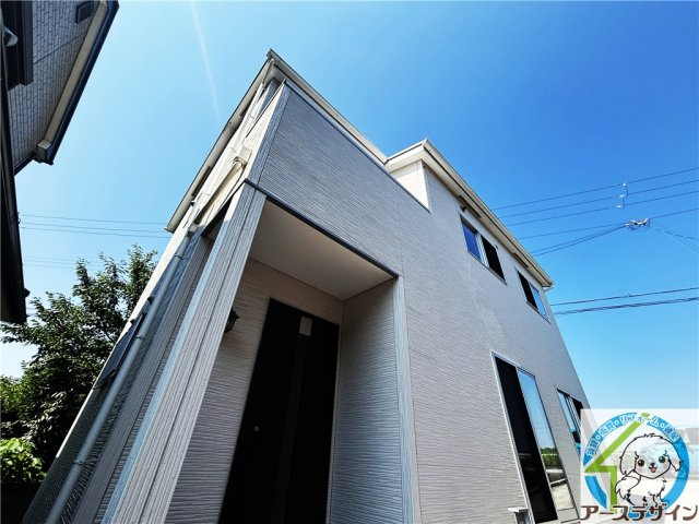 玉津町出合戸建の外観
