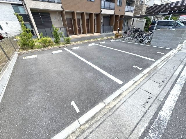 Lumiereの駐車場