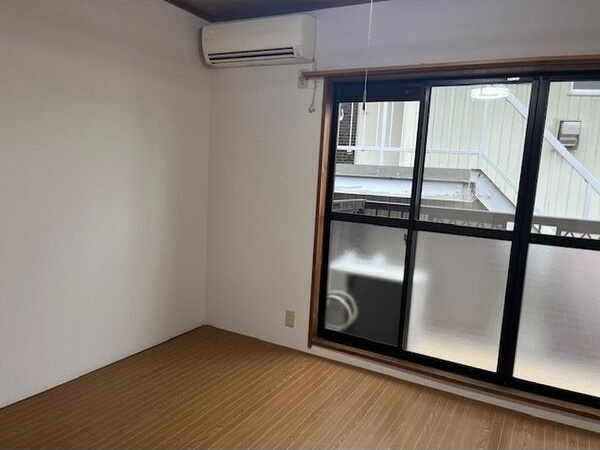 メゾンシンデレラの居間・リビング