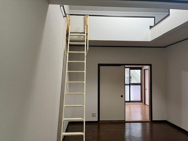 メゾンシンデレラの寝室