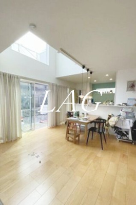 【寝室】 | 小川西町5丁目貸家 | 寝室です。（モデルルームです。）