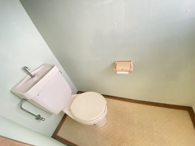 松林荘のトイレ