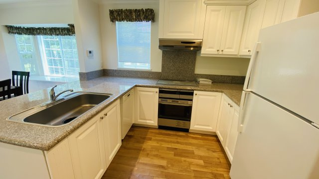 【商談中】千ヶ滝別荘地 あさまテラス 中古戸建のキッチン