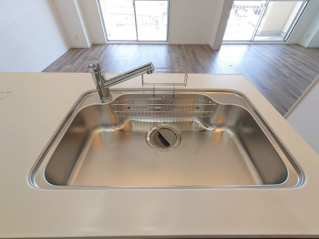 ◆室内リノベーション済み美室◆４沿線利用可◆南向きバルコニー◆周辺施設充実◆ハイツ伏見桃山のキッチン|シンク