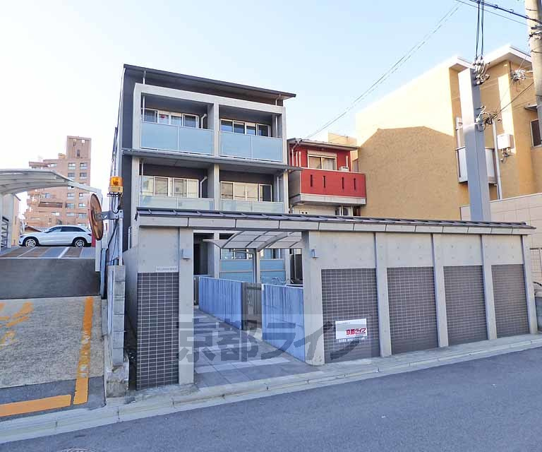 ウィルパーク御所西の外観