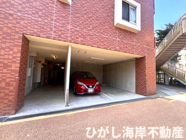 ルネサンス湘南平塚の駐車場|敷地内駐車場