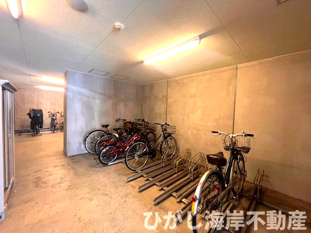 ルネサンス湘南平塚の駐輪場|敷地内駐輪場