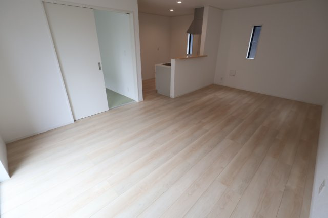 《仲介手数料無料》久喜市吉羽１丁目37-2(2号棟)新築一戸建てクレイドルガーデン