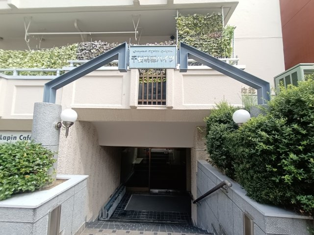 【エントランス】