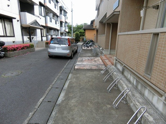 【その他共用部分】 | 敷地内に駐輪場を完備しています！自転車はちょっとした移動手段に便利ですよね！