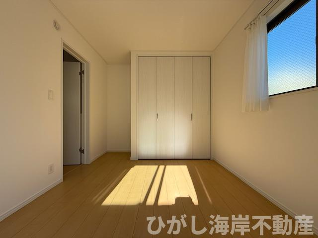 茅ヶ崎市柳島１丁目　新築戸建　全３棟の子供部屋|6帖　洋室