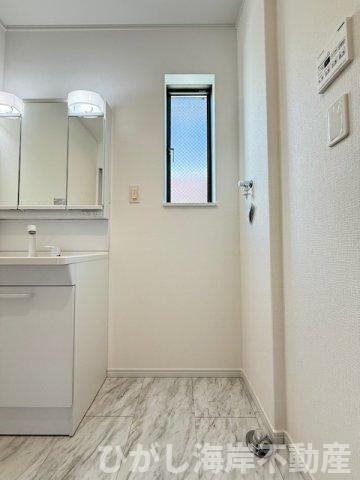 茅ヶ崎市柳島１丁目　新築戸建　全３棟のランドリースペース|洗濯機置場