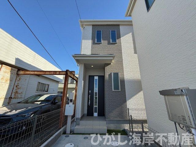 茅ヶ崎市柳島１丁目　新築戸建　全３棟の前面道路含む現地写真|現地外観