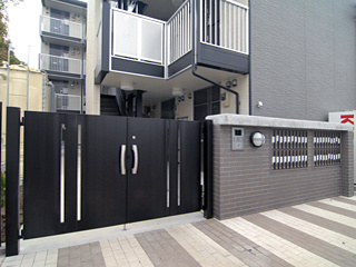 【エントランス】 | Ｍ＆Ｋ | オートロックゲート完備