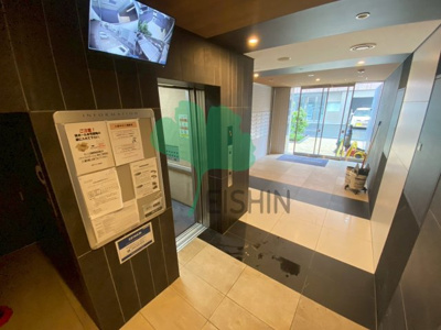 【エントランス】 | ドゥ バーグ渡辺通 