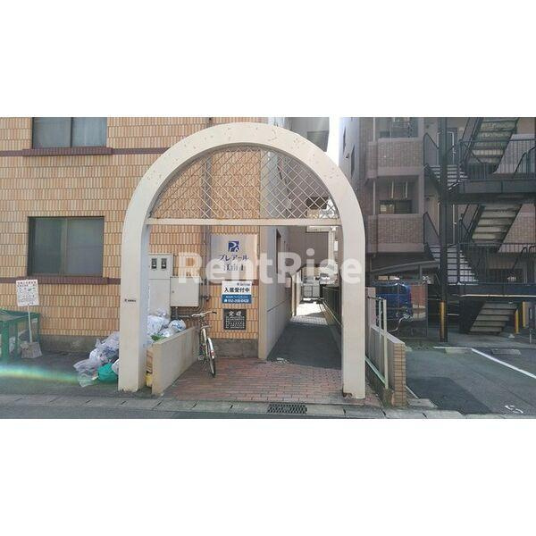 プレアール江南のエントランス