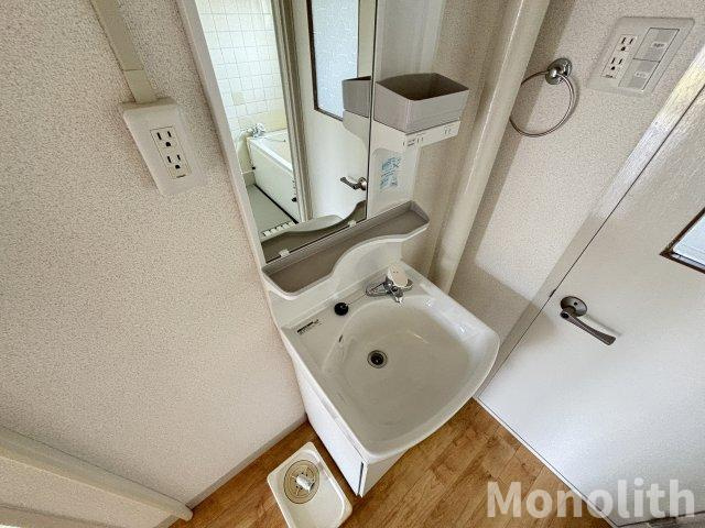 鶴山台40号棟の洗面所