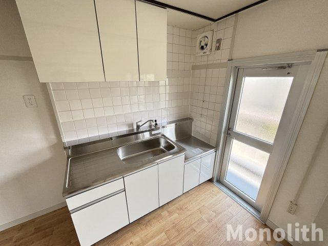 鶴山台40号棟のキッチン