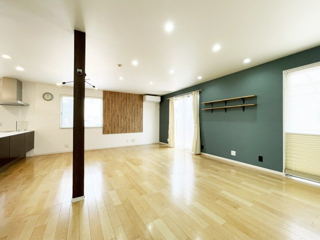 徳島市大谷町　賃貸住宅の居間・リビング