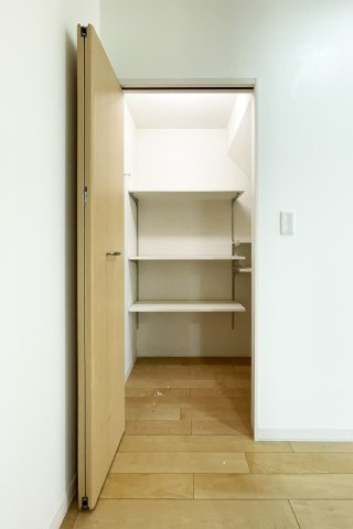 徳島市大谷町　賃貸住宅の収納