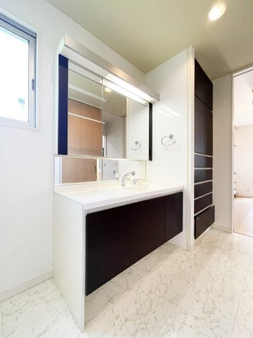 徳島市大谷町　賃貸住宅の洗面所