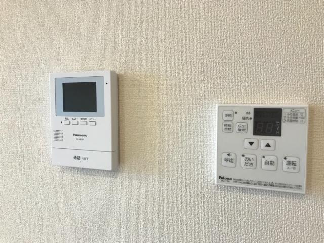 ボンメゾン１２の内装|カメラ付インターホン