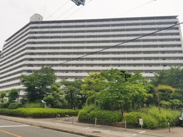 ファミールハイツ城東A棟