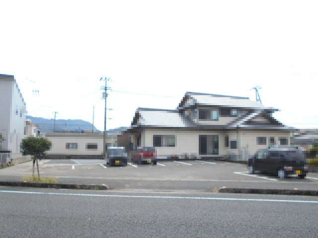 山脇パーキング