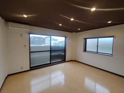 【洋室】 | Bergおぐり | 同建物内別部屋の写真です。