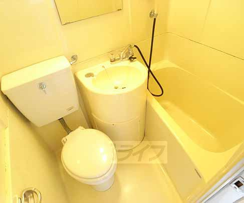 コーポマルスの浴室