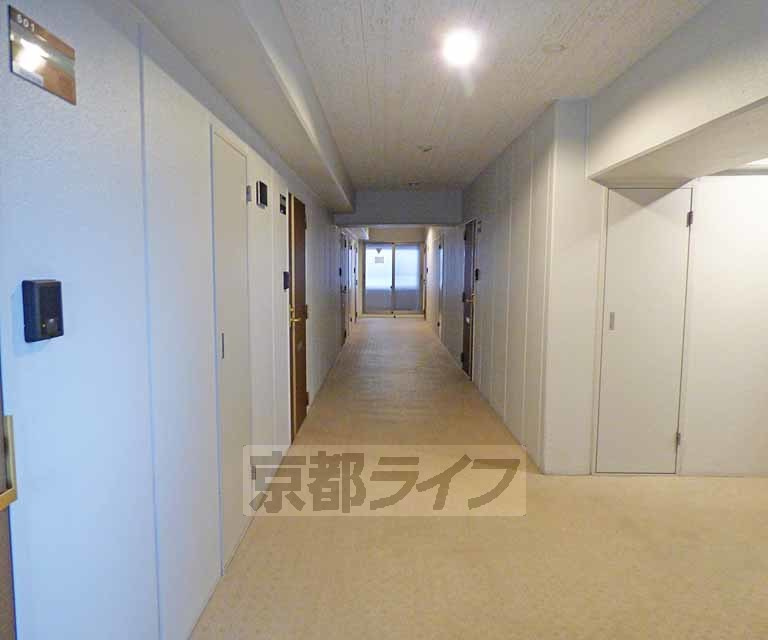 グラシオン西陣のロビー