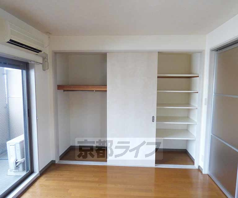 グラシオン西陣の収納