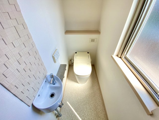 日進市藤島町長塚戸建のトイレ|2階トイレ