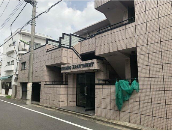 KITANOAPARTMENT経堂のエントランス