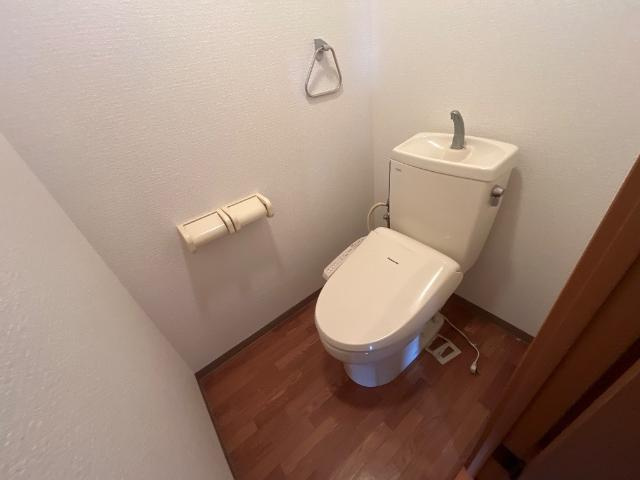 プライムガーデンⅢのトイレ|シャワー付トイレ