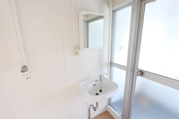 ビレッジハウス直方4号棟の洗面所|ビレッジハウスの同一物件・同一タイプの間取りの写真です