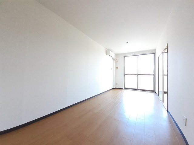 エルシャルマンの居間・リビング