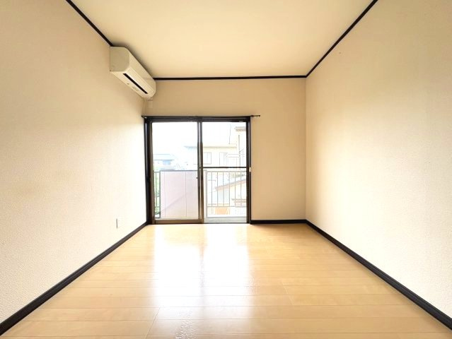 平成25年リフォーム×庭付き家庭菜園にも！栃木市大平町新　中古戸建の洋室|2F洋室部です。