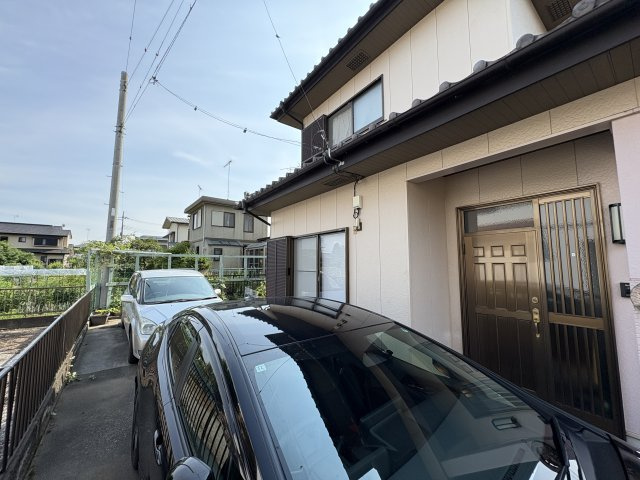 平成25年リフォーム×庭付き家庭菜園にも！栃木市大平町新　中古戸建の駐車場|2台駐車可能です