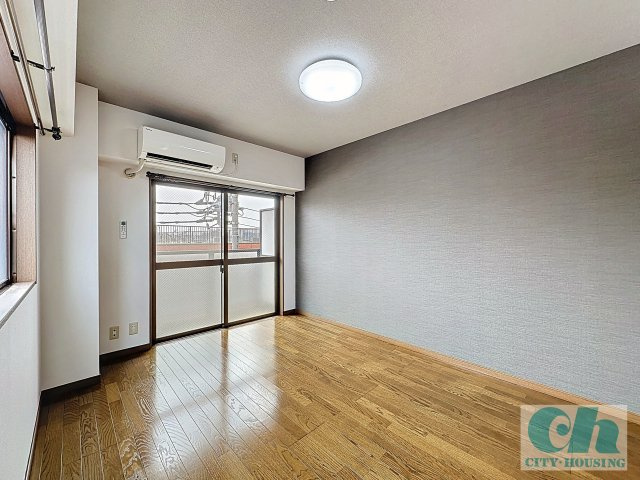 アーク野口ビル 402号室の居間・リビング