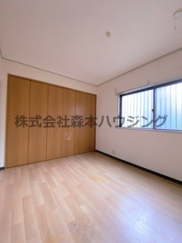 【寝室】 | 　ミロクハイツ寝屋川 | 落ち着いて過ごせるお部屋なので、寝室にいかがでしょうか