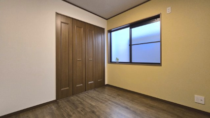 【洋室】大東市泉町1丁目　リフォーム済中古戸建