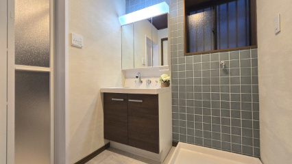 【独立洗面台】大東市泉町1丁目　リフォーム済中古戸建