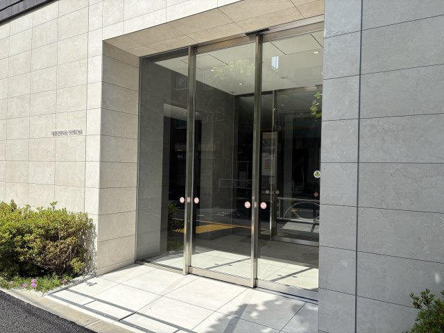 レジデンス　ホクサイのエントランス