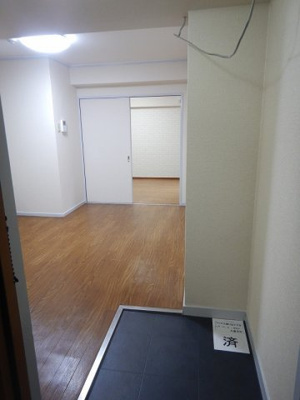 【居間・リビング】 | グランディール葭屋 | 使いやすいリビングです