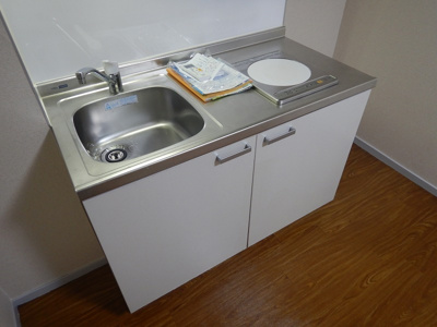 【キッチン】 | グランディール葭屋 | コンパクトなキッチンで掃除もラクラク