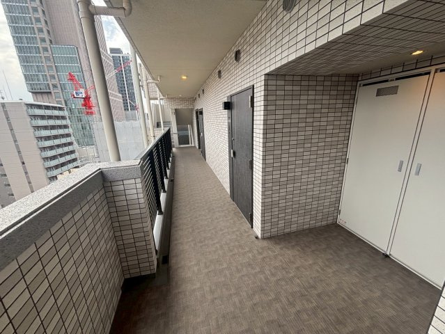 大阪市中央区鎗屋町１丁目の賃貸マンションのロビー