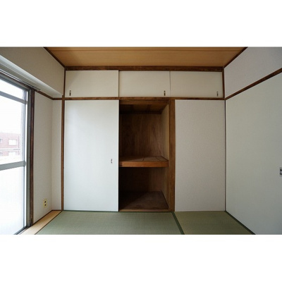 【収納】 | メゾンブラン田端 | 和室２押入れ