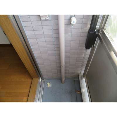 【その他】 | アヴェニール高井戸 | 室外洗濯機置場